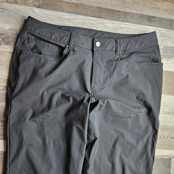 Lululemon ABC Men's Pants 33 Classic Fit 5 Pocket - Picture 2 of 10